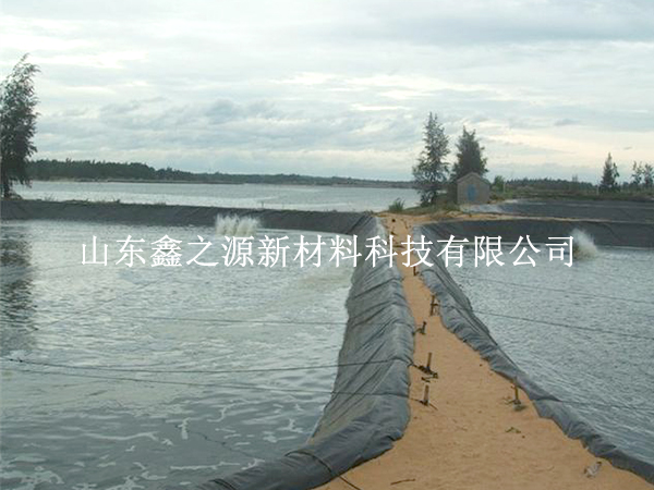 魚蝦養(yǎng)殖防滲膜鋪設(shè)過程中有哪些注意事項(xiàng)？